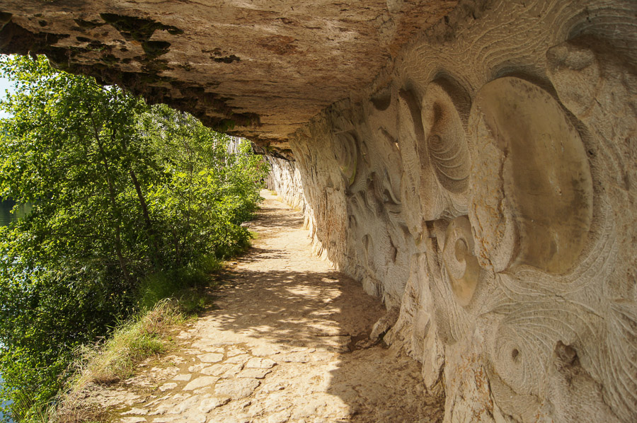 Saint Cirq Lapopie : Le chemin de Halage