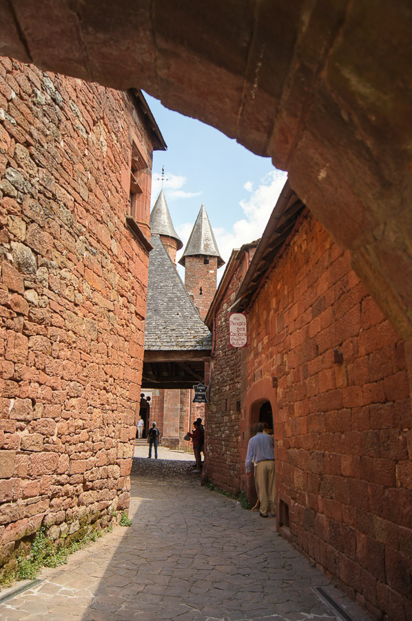Collonge La Rouge : Images du village